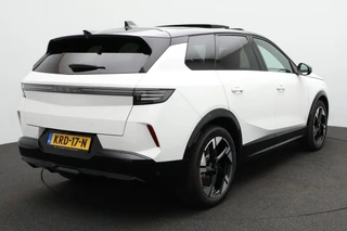 Opel Grandland Electric GS 73 kWh / Panoramadak / warmtepomp / 2+6 Jaar garantie / Voordeel / 4