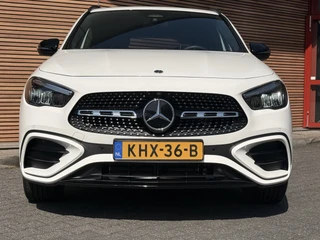 Mercedes-Benz GLA 250 e Business Solution AMG / 9