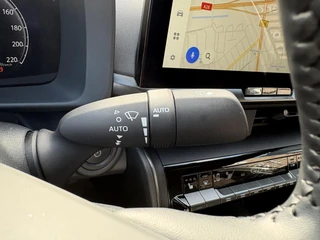 Toyota C-HR 1.8 HYBRID 140 FIRST-EDITION DODEHOEK DETECTIE KEYLESS STUUR&STOELVERW EL-A.KLEP LED DAB / 29