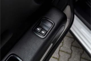Citroën C3 1.2 PureTech Live  LED | Cruise | NL Auto / 22
