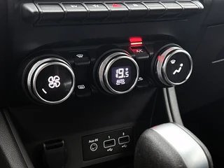 Renault Captur E-Tech full hybrid 145 techno  | CAMERA | NAVI GROOT / 10
