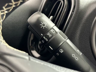 Kia Picanto 1.0 DPi Dynamic Line Automaat Apple Carplay/Android Auto | Parkeercamera | Cruise Control / 24