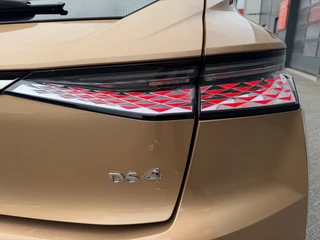 DS DS 4 225pk E-Tense Rivoli (Leder incl verwarming/Geheugen - LED - Automatische Airco - Adaptieve Cruise Controle - Keyless Entry - Camera - 19" incl 4S - Apple Carplay - Head up)) / 42