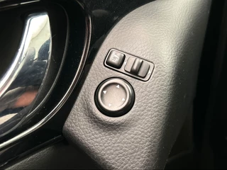 Nissan Qashqai 1.2 N-Connecta | Panoramadak | Navigatie | 360 camera | Stoel Verwarming | Cruise/Control | Climate/Control | / 17