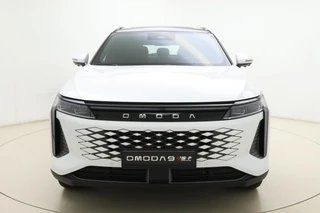 Omoda 9 1.5T-GDi SHS-P Premium Black Edition | 21'' lichtmetalen velgen | Zwart dak | Instelbare vering | Stoelmassage | Panoramadak | HUD | Camera's rondom | All season banden / 7