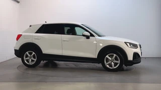 Audi Q2 30 TFSI Pro Line App-Connect DAB+ Climate Control Parkeersensoren / 12