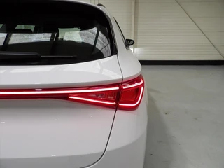 Seat Leon 1.0 TSI 110pk Style / 14