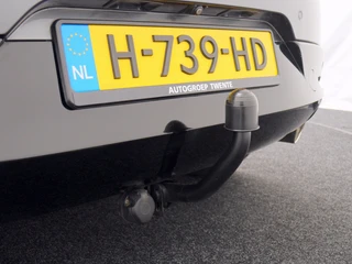 Mazda 3 2.0 SA-X Luxury Trekhaak | Leder | Head-up | All-seasonbanden / 10