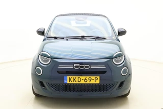 Fiat 500 1.0 Hybrid La Prima | Cabrio | Lederen bekleding | Keyless | Camera | Cruise control | Lichtmetalen velgen | Navigatie | Draadloze apple carplay/android auto | JBL audio / 7