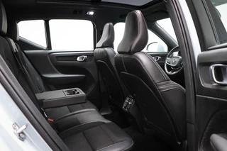 Volvo XC40 2.0 T4 | PANORAMADAK | BLIS | DAB | APPLE | ON CALL | 20" / 15