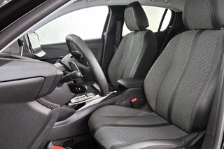 Peugeot 208 1.2 Hybrid 100 e-DCS6 Allure NL Auto Apple CarPlay Parkeersensoren / 7