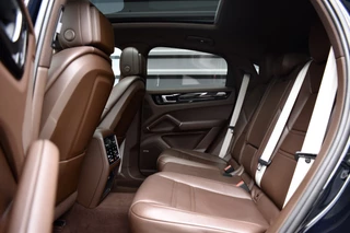 Porsche Cayenne Coupé 3.0 E-Hybrid Platinum Edition SportDesign  | Panorama | Bose | Trekhaak elektr. | Stoelventilatie | 21'' Wielen | / 26