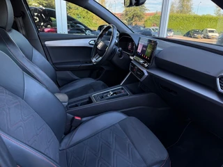 SEAT Leon 1.4 TSI eHybrid PHEV FR 204PK Trekhaak Camera Carplay ACC / 22