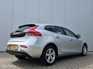 VOLVO V40 1.5 T2 EDITION AUTOMAAT/LED/NAVI/BLUETOOTH/CRUISE/16''LMV / 6