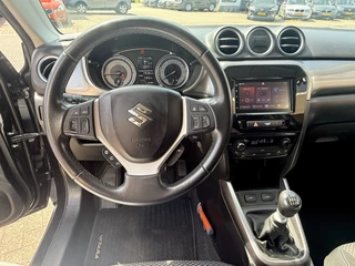 Suzuki Vitara 1.4 Boosterjet Select Smart Hybrid  | Trekhaak | Apple/Android | Adapt. Cruise | Camera | Stoelverwarming / 6