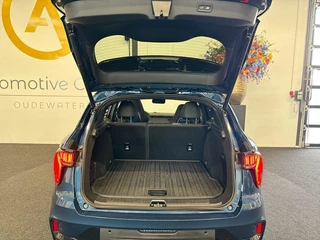 Lynk & Co 01 1.5 PHEV | MY23 | 6.6 KWH | ZWARTE HEMEL | PANO | 360 | / 20
