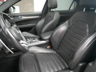 Alfa Romeo Stelvio 2.0 T AWD Veloce Leder| Pano| Sport uitlaat| FULL OPTION / 15