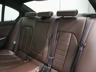 BMW 3 Serie 330e M-Sport Schuifdak | ACC | Harman Kardon / 29