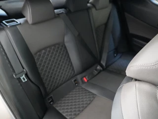 Toyota C-HR 1.8 Hybrid Executive ✅All Season✅Navi✅Dodehoek✅Camera✅Stoelverwarm.✅Keyless✅Cruise✅Clima✅ / 8
