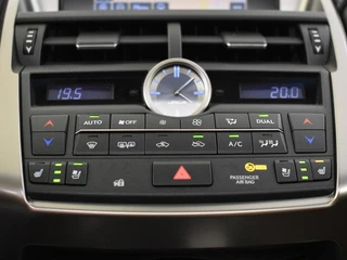 Lexus NX 300h AWD Luxury Line Schuifdak | Mark Levinson / 13