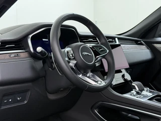 Jaguar F-PACE 2.0 P400e PHEV HSE VAN: 40.900,- VOOR: 38.877,- UW VOORDEEL: 2.023,- RIJKLAARPRIJS INCL 12 MND BOVAG GARANTIE| PANORAMA DAK | EL.STOELEN MET GEHEUGEN | HEAD UP | STOEL + STUUR VERWARMING | LEDER| 360 CAMERA / 21