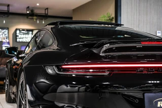Porsche 911 3.8 Turbo S|PCCB|Matrix|Chrono|Schuifdak|Carbon / 15