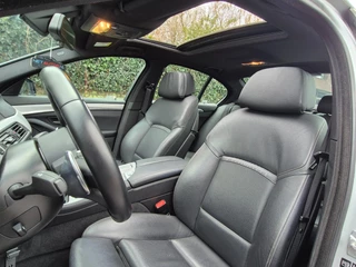 BMW 5 Series 520i High Executive M Sport Schuifdak Apple CarPlay 2e eigenaar dig. Dash NAP NL / 20