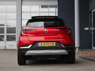 Renault Captur 1.6 E-Tech Plug-in Hybrid 160 Intens | Panorama dak | Achteruitrijcamera | Lichtmetalen velgen | Navigatie | Cruise control | Stoelverwarming | / 5