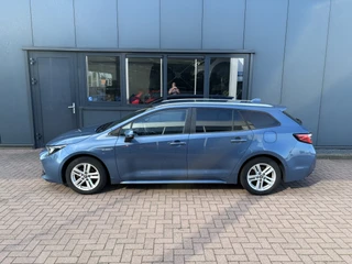Toyota Corolla Touring Sports 1.8 Hybrid Business Plus  KEYLESS/CAMERA/ADAPT.CRUISE/PDC / 2