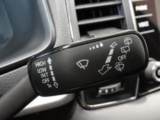 Škoda Karoq 1.0 TSI Greentech 115pk Ambition Business / 20