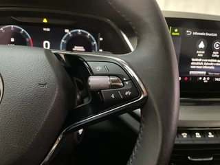 Skoda Octavia Combi 1.0 e-TSI DSG Business Edition Navigatie Parkeersensoren App-Connect DAB+ / 21