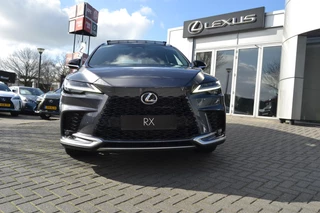 Lexus RX 450h+ Plug-in Hybrid 35th Edition DIRECT BESCHIKBAAR PANODAK 360-CAMERA STOELVENT HUD ELEK-STOELEN TIPLE LED / 9