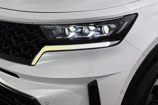 Kia Sorento 1.6 T-GDI Plug-in Hybrid 4WD ExecutiveLine 5p. Panoramadak Trekhaak Stoelventilatie / 24