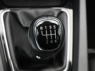 Škoda Octavia Combi 1.0 TSi 110 Pk Business Edition | Stoelverwarming | Adaptive Cruise | Navigatie | CarPlay | 16 Inch | 70.153 Km !! / 29