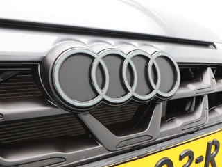 Audi A3 Sportback 45 TFSi e 272 Pk S-Line Competition / 12