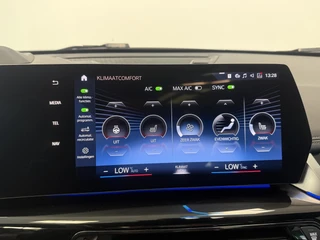 BMW X1 xDrive30e  Harman/Kardon Mem. stoelen Widescreen / 21