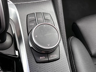 BMW 5-serie 545e xDrive High Executive M Sport | Dakraam | Camera | Autopilot | Stoel-/Stuurverwarming | CarPlay / 29