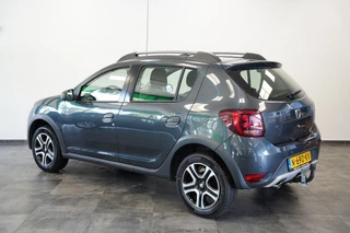 Dacia Sandero Stepway 0.9 TCe SL  Automaat Achteruitrijcamera ALL Season Banden / 2