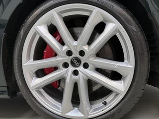 Audi A6 Avant 55 TFSI e 367pk quattro Pro Line S Competition Audi Exclusive kleur / 38