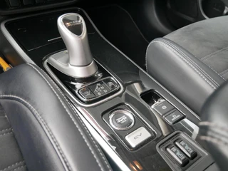 Mitsubishi Outlander 2.0 PHEV Premium Trekhaak| Camera| NAP / 12