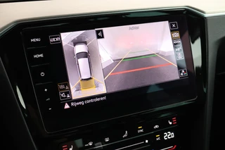 Volkswagen Passat Variant 1.5 TSI 150pk DSG R-Line Business + Keyless Panoramadak 360Camera Stoelverwarming Virtual Cockpit Navigatie / 5