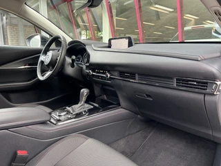Mazda CX-30 2.0 e-SkyActiv-G M Hybrid Homura  | Head-up | Trekhaak | Stoel/Stuurverw. | ACC | PDC | Navi | Camera | / 33