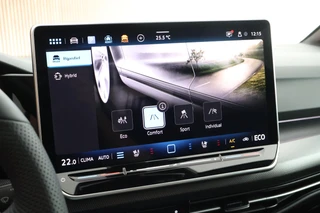 Volkswagen Golf 1.5 272pk eHybrid GTE Trekhaak 360Camera Memory Leder Stoelventilatie HUD Navigatie Panoramadak / 30