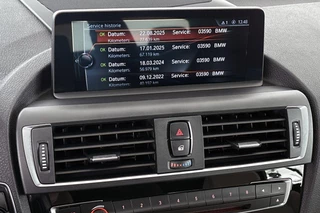 BMW 2-serie Cabrio 218i High Executive Luxury Line Stoelverwarming HiFi / 28