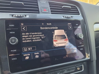 Volkswagen Golf 1.5 TSI Comfortline NAVI TEL LM PDC V+A ADAPTIVE CC DAB / 34