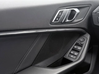 BMW 1-serie 118i Executive Edition | Carplay | PDC | Navi | Sportstuur / 15