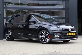 Volkswagen Polo 2.0 TSI GTI | Apple Carplay | Cruise | Stoelverwarming | Clima | Sensoren | Lm Velgen | / 32