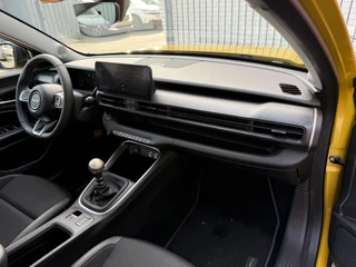 Jeep Avenger 100pk Altitude (Camera - Keyless Entry - Adaptieve Cruise Controle - Elektrische Klep - JBL - LED - 17"incl 4S - Automatische Airco - Navigatie) / 33