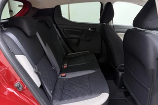 Nissan Micra 1.0L Acenta / 11
