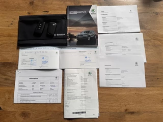 Skoda Karoq 1.5 TSI ACT Business Edition Plus / CarPlay / 25